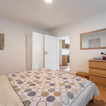 3 Room Private Flat Kosice City Center Fresh And New! エクステリア 写真