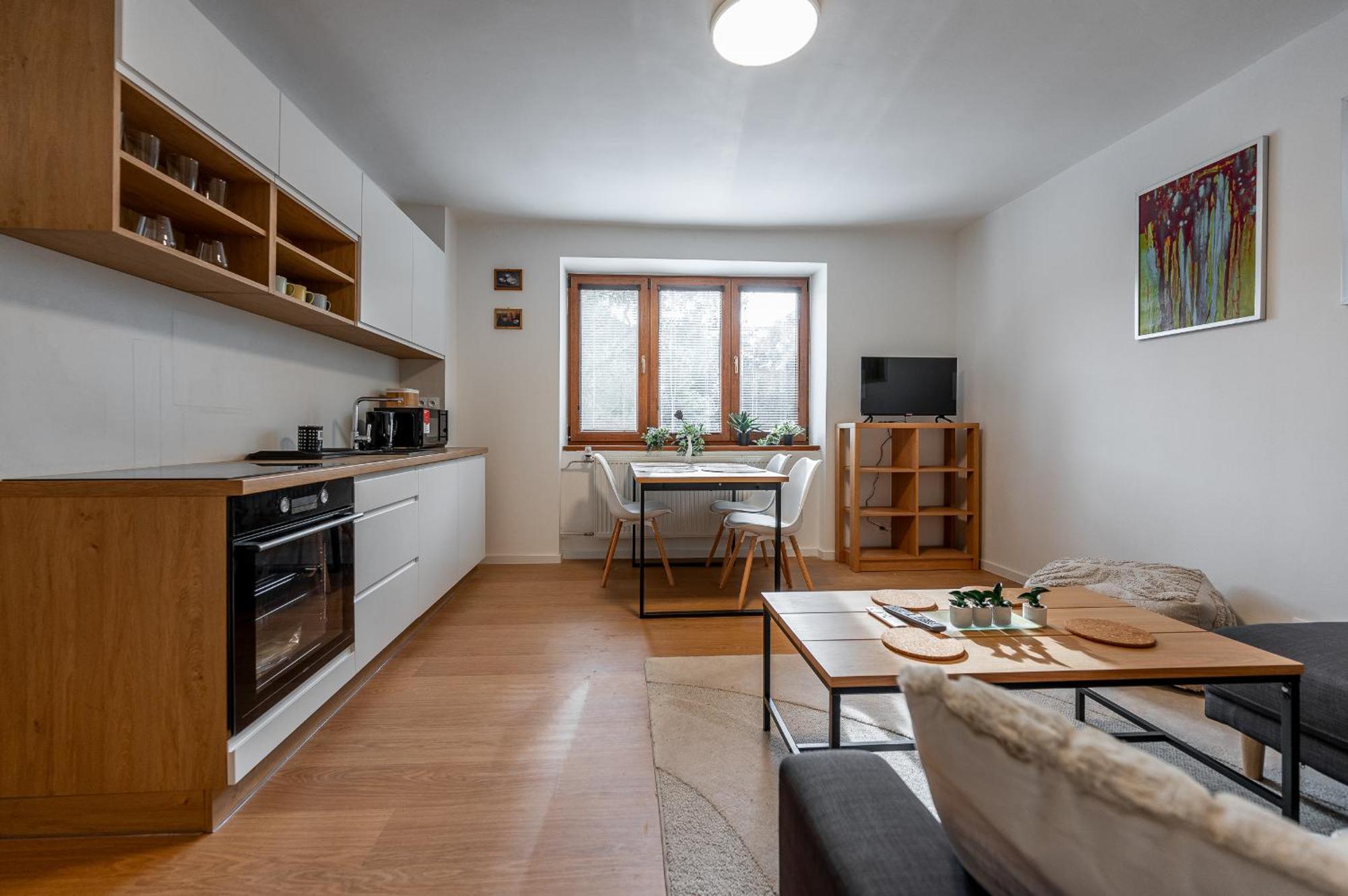 3 Room Private Flat Kosice City Center Fresh And New! エクステリア 写真